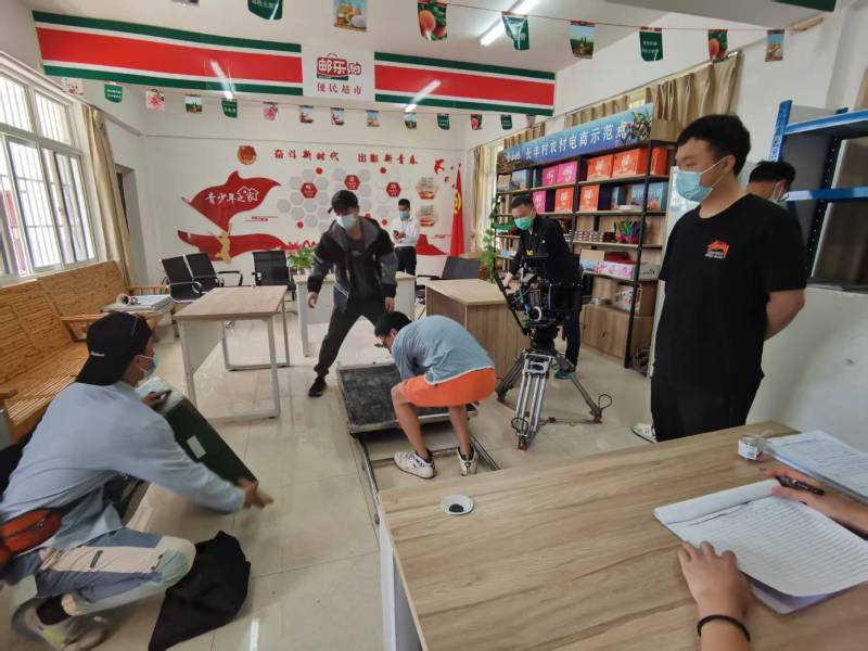 追星女孩心理学分析报告：玉屏广告片拍摄公司揭秘饭圈应援式传播逻辑